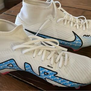 Nike Mercurial cleats, men’s size 9